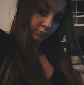 Meet your Posher, Ally